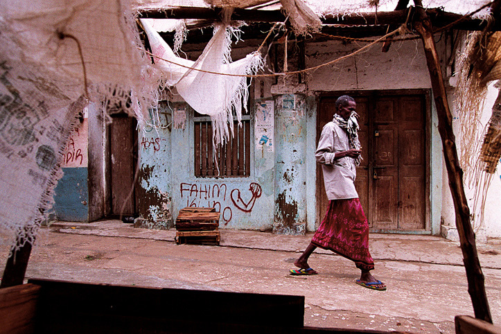 Kenya. Lamu. Rue Gypsies