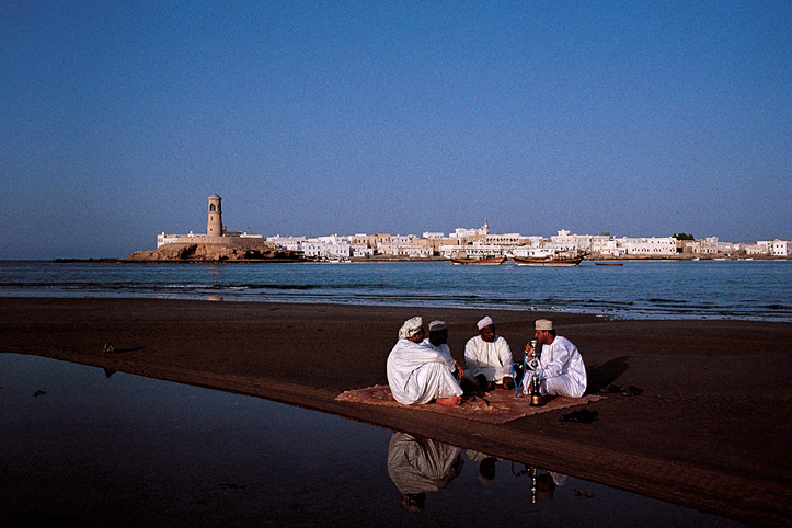 Sultanate of Oman. Sur. Hookah break